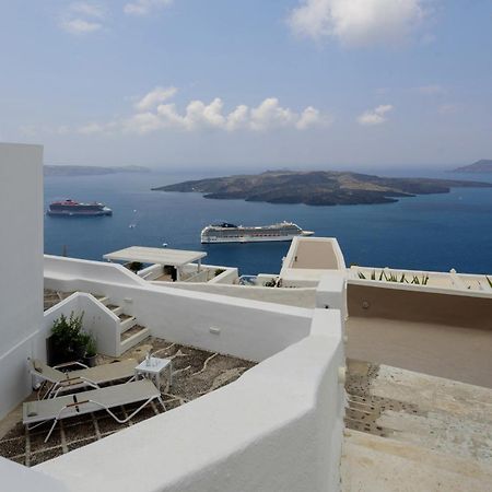 Anemos Family Suites Firá Buitenkant foto