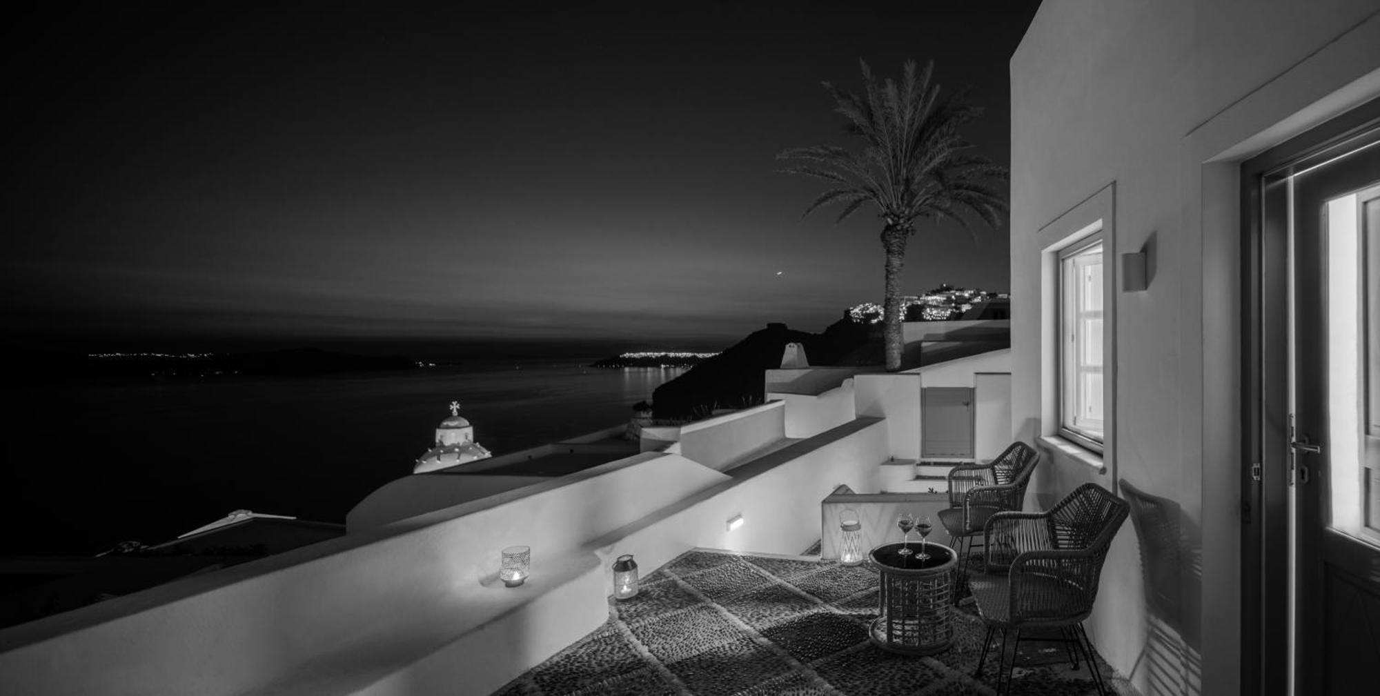 Anemos Family Suites Firá Buitenkant foto