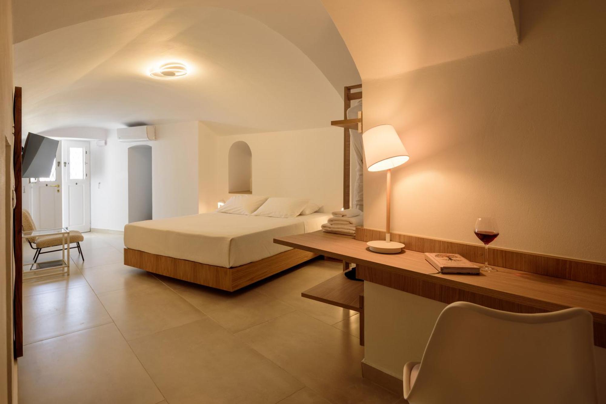 Anemos Family Suites Firá Buitenkant foto